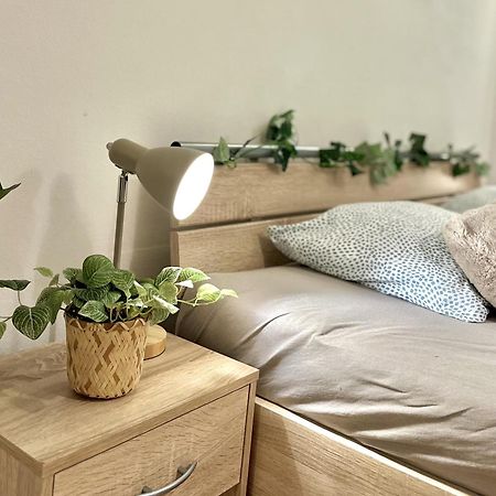 Apartment Simona - Old Town Братислава Екстериор снимка